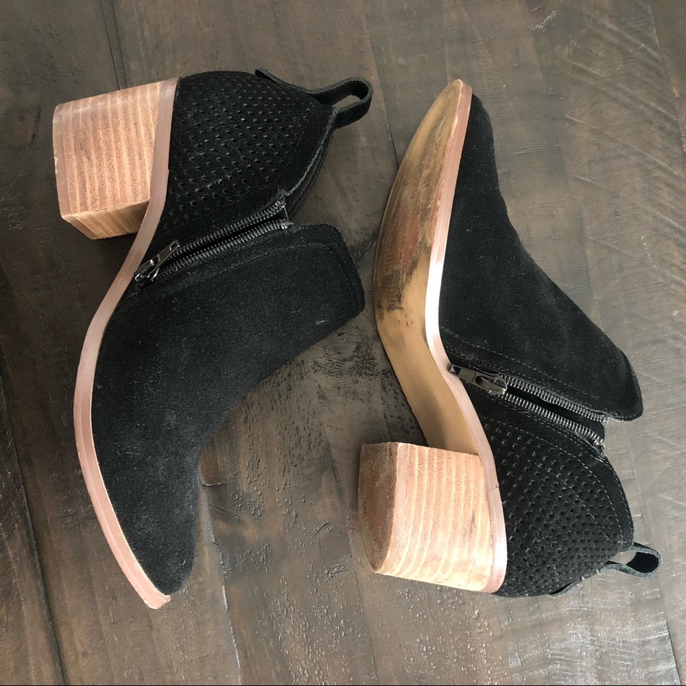 Steve Madden booties 7.5